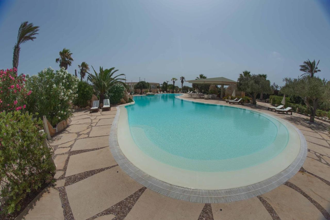 Cupola Bianca Resort Лампедуза Экстерьер фото